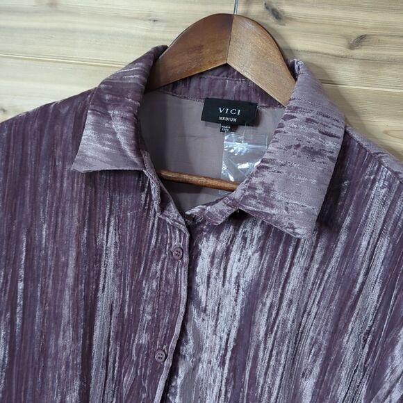 Vici Top Womens Medium Mauve Velvet Button Front Blouse - Picture 2 of 9